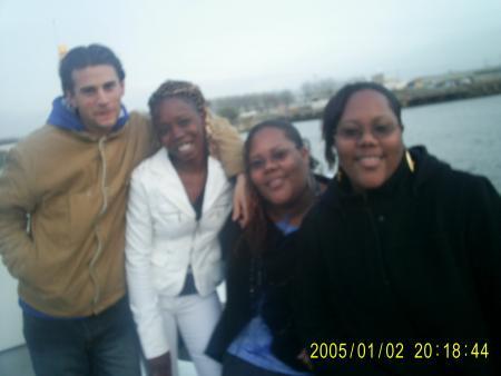 Mon coeur,Moi,Mag et Cha ds la Navibus a Nantes